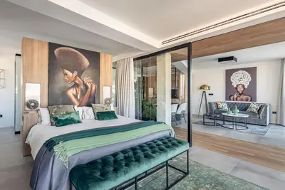 Image de Luxury Alhambra Penthouse Collection Alhambra