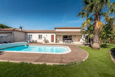 Image de 3 chambres à coucher à Fréjus