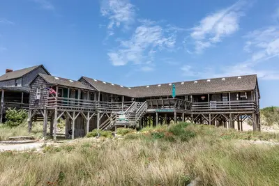 Image de Little Outlaw Cottage | Nags Head | Oceanfront | 4 chambres | 8 couchages