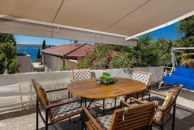 Image de Appartement de vacances Crikvenica pour 2 - 4 personnes avec 2 chambres Ă coucher - Appartement de v