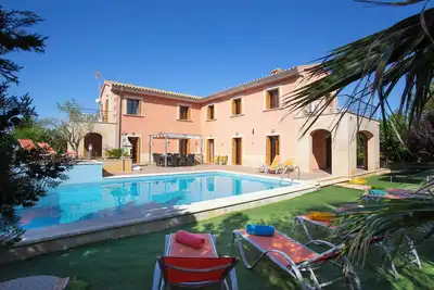 Image de Son Monget - Six Chambres Villa, Couchages 10