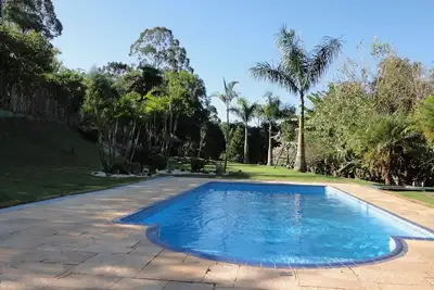 Image de Sitio magnifique avec grand espace vert! ! Piscine! ! Lac! ! Barbecue! !
