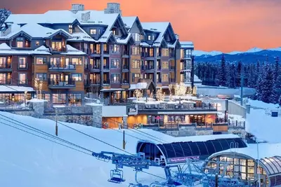 Image de Vacances de printemps Ski-in Ski-out. Meilleur local à Breck!