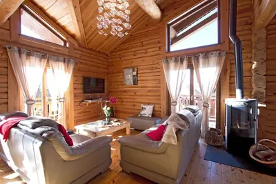 Image de Chalet de montagne à 100m des pistes | Sauna + Hammam Privés