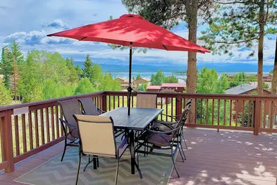 Image de C'Est Tout Sur Les Vues * Lakeview Haven * Rive nord, lac Granby * Immense terrasse