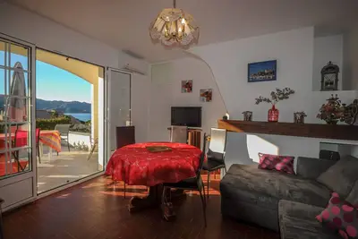 Image de Appartement plein pieds calme vue sur mer