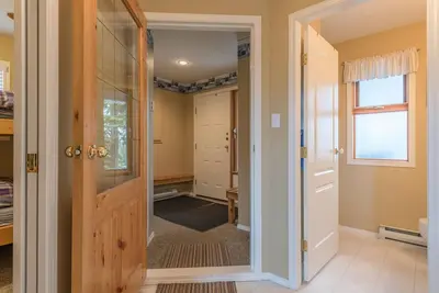 Image de Meilleur emplacement de ski in / out - 4 chambres, vues superbes, près de 2 télésièges