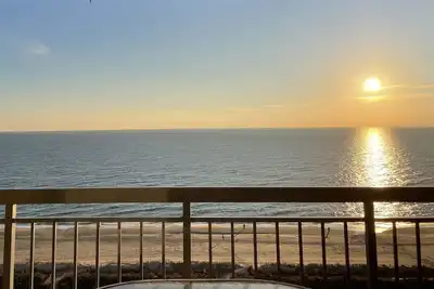 Image de Front de mer avec vue imprenable sur Oceanside et Bayside - Piscine ouverte jusqu'au 9/30
