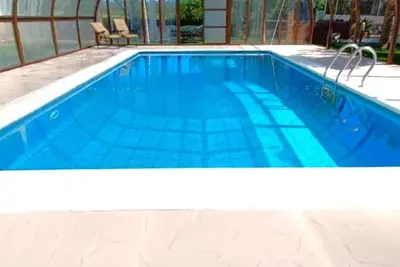 Image de Casa Bodeguilla en Villa las Talas con piscina cubierta o abierta privada.