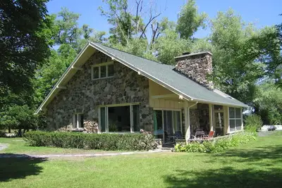 Image de Canandaigua chalets au bord du lac pour s'amuser en famille