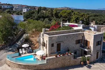 Image de Stone built villa, Private pool, Near tavern & Mini Market
