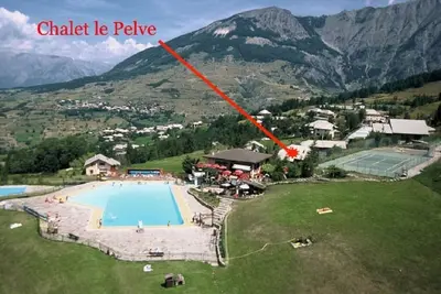 Image de Chalet Le Pelve Lagopède 150m du téléski et l'été 50 m de la piscine