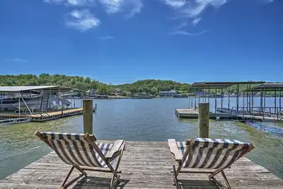 Image de New-Home w / Game Room & Dock sur le lac des Ozarks