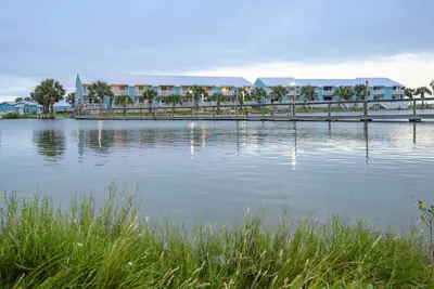 Image de Kontiki Waterfront avec des équipements incroyables!