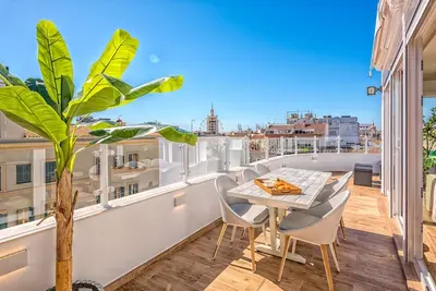 Image de iloftmalaga Ático Plaza de las Flores