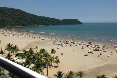 Image de Magnifique Apt avec balcon gastronomique face Ă la plage et vue sur la mer