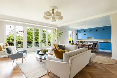 Image de Nouveau Superbe vue sur le Marais - 3 chambres de luxe avec salle de bains et climatisation, ascenseur