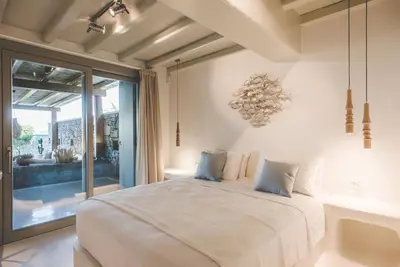 Image de Villa neuve pour huit personnes à côté de la mer, entièrement équipée et wi-fi
