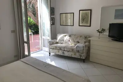 Image de Chambre avec salle de bain indépendante à l'intérieur de notre Villa à Zaro
