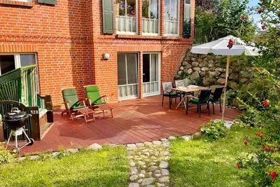 Image de Un jet de pierre de la plage de la mer Baltique: Appartement Martha avec terrasse