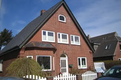 Image de Dr. Ross Str 14 Schulzes HĂĽs, 3 Ce Bungalow