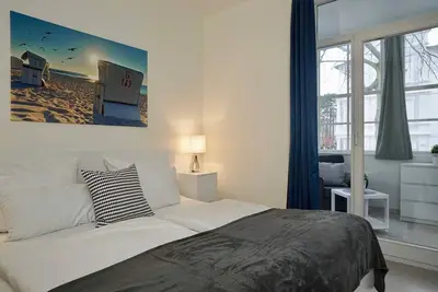 Image de 13 Ferienappartement Jasmund (A) - Immeuble Haus Arkona