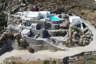 Image de Incroyable Villa de 4 chambres à Mykonos avec piscine privée et vue imprenable sur la mer