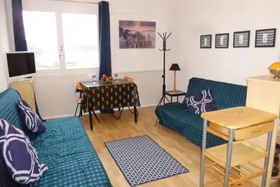 Studio à 50m de la plage, 3 couchages, parking gratuit, animaux acceptés