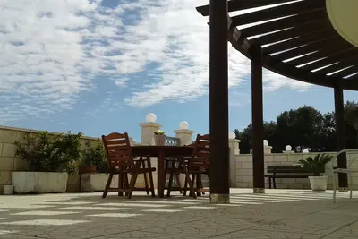 Image de maison 50mt de la mer près de gallipoli air conditionné et parking sur place machine à laver