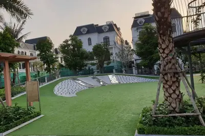 Image de Villa ensoleillée à la française - Vinhomes Imperia Haiphong