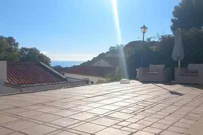 Image de appartement vue mer proche de la plage et du centre