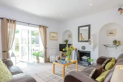 Image de 2 chambres logement dans Gosport