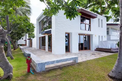 Image de Villa au bord de la plage Baan LonSai Hh-3br Apt.
