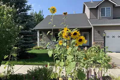 Image de Profitez du concept de maison de vacances de luxe à aire ouverte idéalement situé