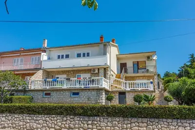 Image de Appartement de vacances Novi Vinodolski pour 2 - 4 personnes avec 1 chambre à coucher - Appartement