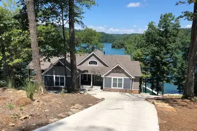 Image de Belle nouvelle maison sur le lac Norris