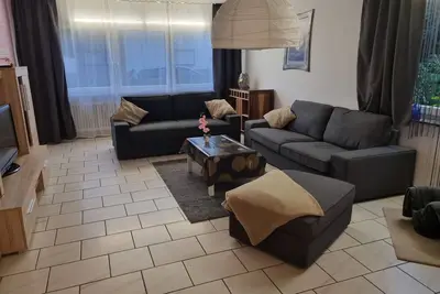 Image de Sentez-vous à la maison dans un appartement lumineux et confortable - 95 m² avec un jardin