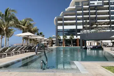 Image de *** Escapade Chic Cabo ** Suite de luxe avec équipements cinq étoiles