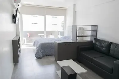 Image de Studio avec balcon, piscine, blanchisserie et wifi gratuit à Palermo Hollywood