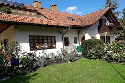 Image de appartement de première classe au premier étage, F **** - maison de campagne Christina 4 **** pour appartement Og, appartement neuf Ec encore k