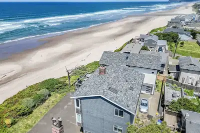 Image de An Oceanfront Oasis located in the Heart of Lincoln City