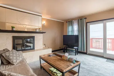 Image de Maison avec vue panoramique à 15 minutes de l'aéroport Sf