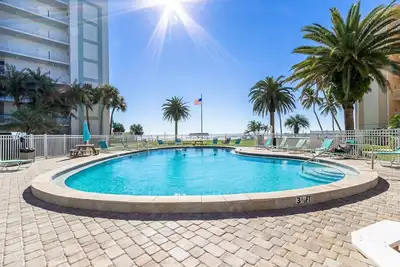 Image de Sur Siesta Key / Plage privée 3 min à pied (vous pouvez voir l’eau de l’arrière de l’unité)