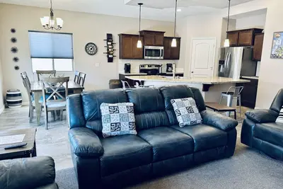 Image de Belle maison de 3 chambres dans un quartier calme.