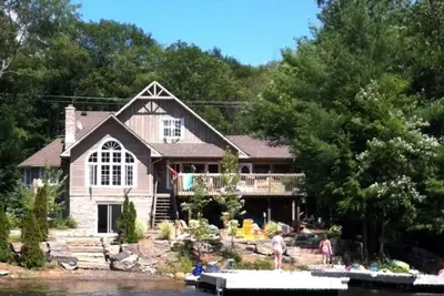 Image de Chalet à l'année du lac Muskoka