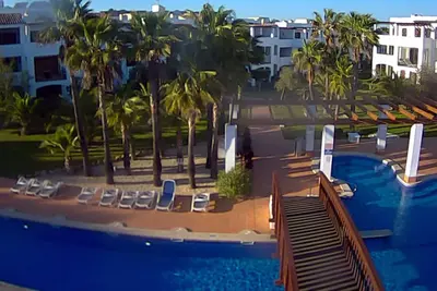 Image de Bel appartement penthouse dans complexe exclusif avec piscine fantastique