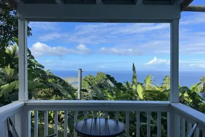 Image de Cottage confortable et privé sur le côté nord.