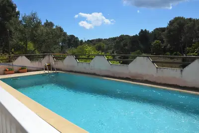 Image de Homerez - Maison conviviale avec piscine partagée à La Ciotat - 70 m²