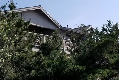 Image de Fire Island Beach House ~ Magnifique vue sur l'océan et la baie. À quelques pas de la plage