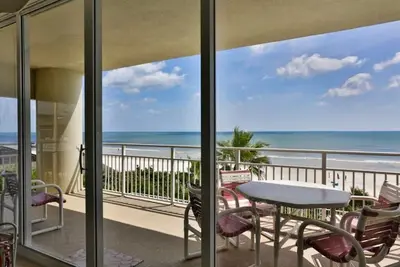 Image de Grand 3 Bedrm / 3 Bath Oceanfront Condo avec de belles vues sur l'océan